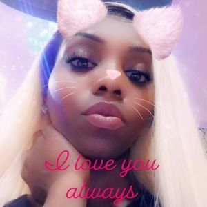 Meet your Posher, Lakisha